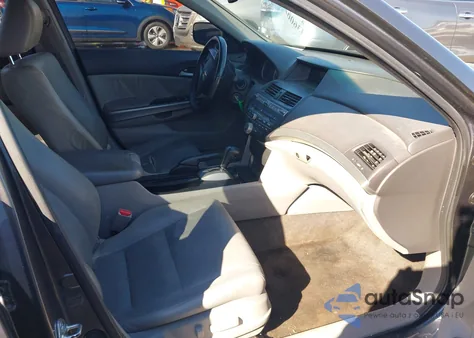 2010 Honda Accord 3.5 Ex-L z USA, uszkodzony, nr VIN 1HGCP3F88AA005757